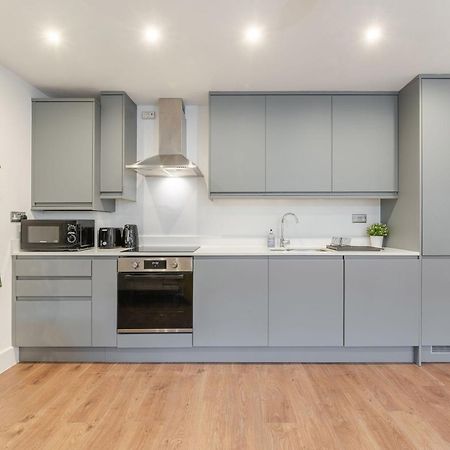 The Perfect Stay London, Home With 2 Bedrooms 1 Bath - Battersea, Vauxhall And Nine Elms Zewnętrze zdjęcie