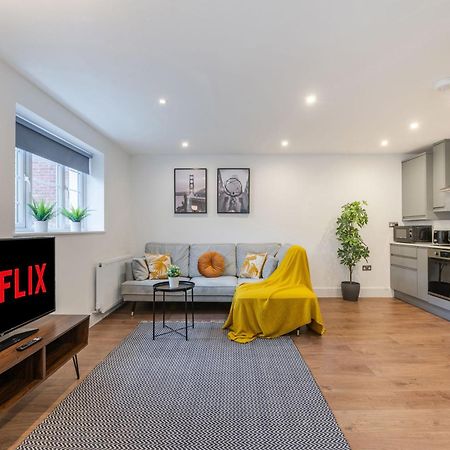 The Perfect Stay London, Home With 2 Bedrooms 1 Bath - Battersea, Vauxhall And Nine Elms Zewnętrze zdjęcie