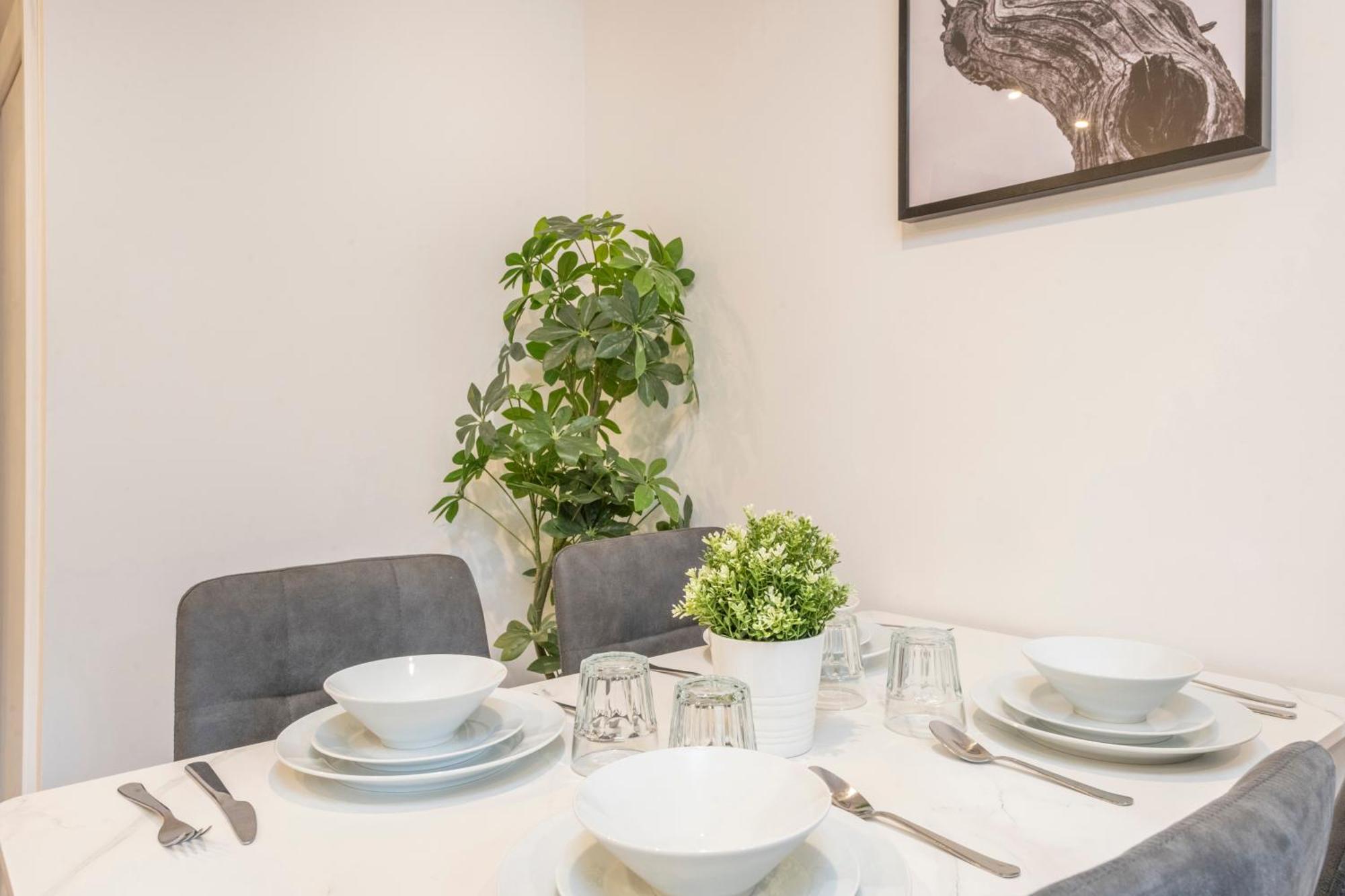 The Perfect Stay London, Home With 2 Bedrooms 1 Bath - Battersea, Vauxhall And Nine Elms Zewnętrze zdjęcie